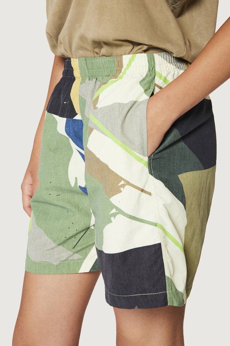 Paura AIRAM BERMUDA GREEN CAMO Offerta