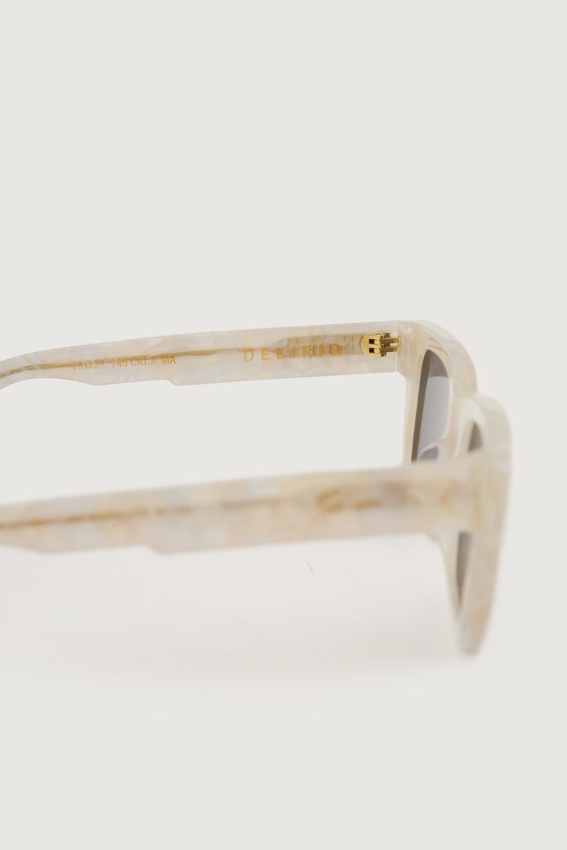 Paura DELIRIO SUNGLASSES PEARL/GREY LENS Nuova
