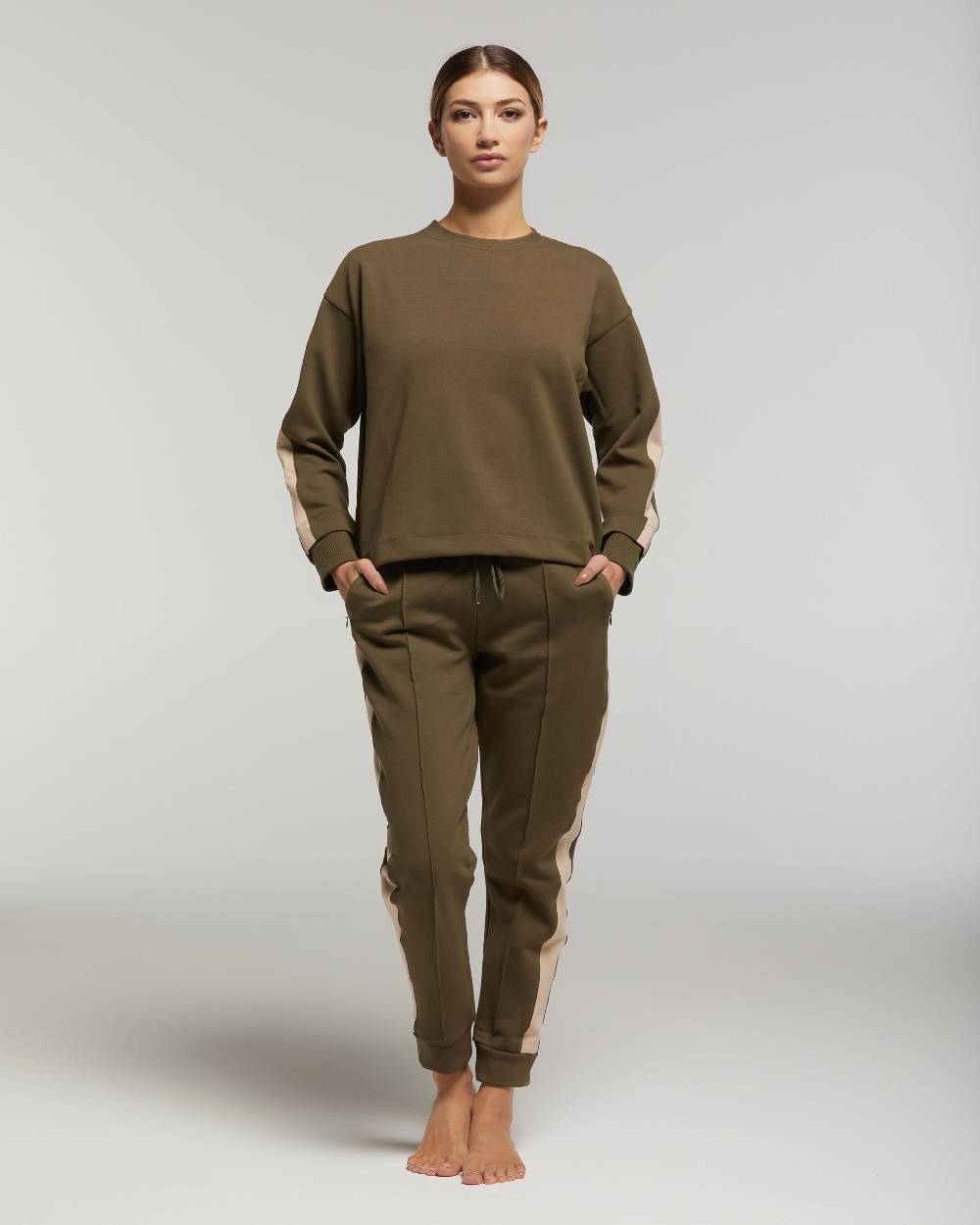 Pompea Set Completo Tuta donna Freetime (Verde militare) Sottocosto