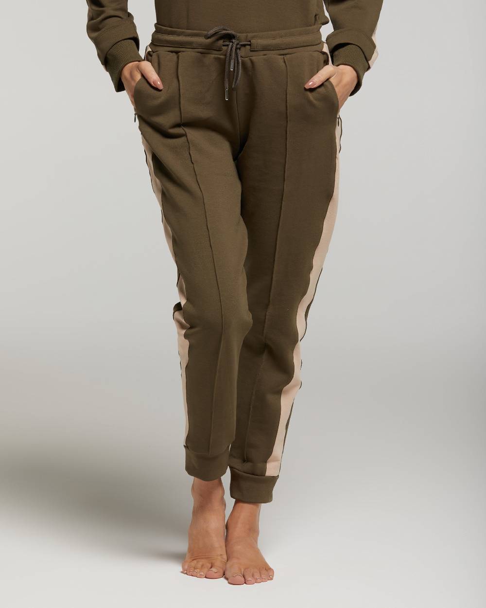 Pompea Set Completo Tuta donna Freetime (Verde militare) Sottocosto