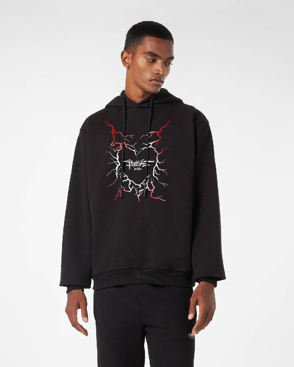 Phobia Archive FELPA CON CAPPUCCIO NERA CON GRAFICA CUORE LIGHTNING ROSSA Convenienza