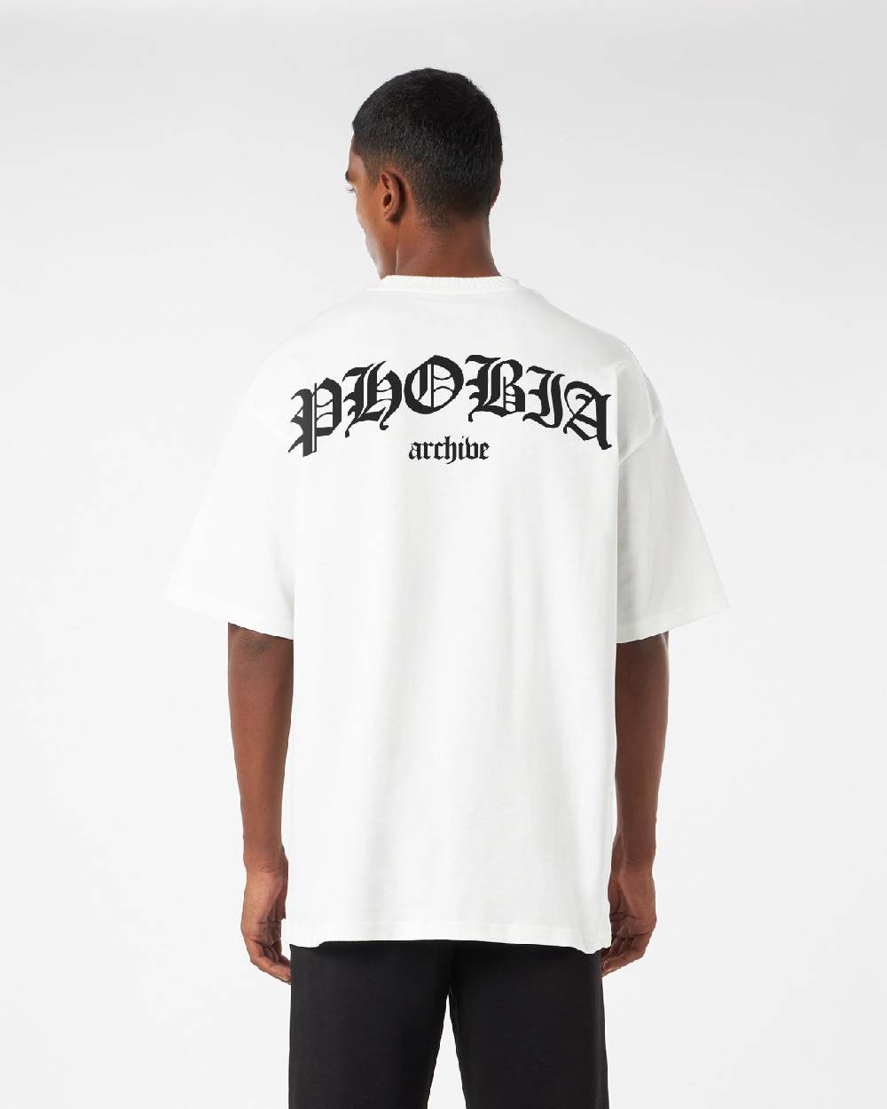 Phobia Archive WHITE T-SHIRT WITH GOTHIC LOGO Sconto