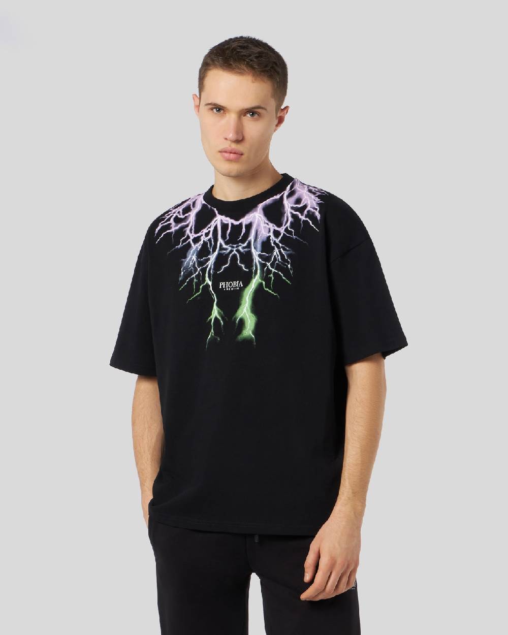 Phobia Archive T-SHIRT NERA CON FULMINI BICOLORE VIOLA E VERDE Saldi Di Fabbrica