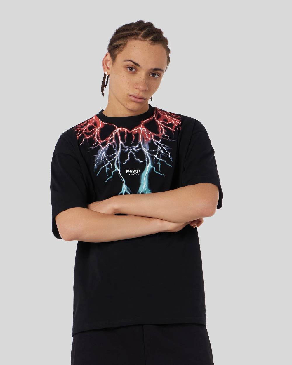 Phobia Archive T-SHIRT NERA CON FULMINI BICOLORE ROSSI E BLU I Più Venduti