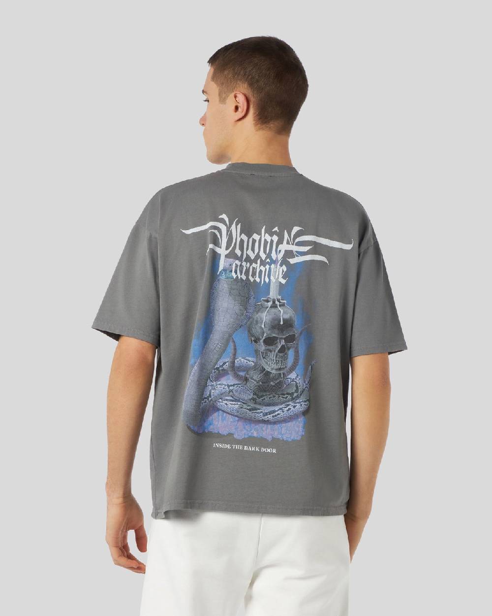 Phobia Archive T-SHIRT GRIGIA CON GRAFICA FIERY COBRA VIOLA In Saldo