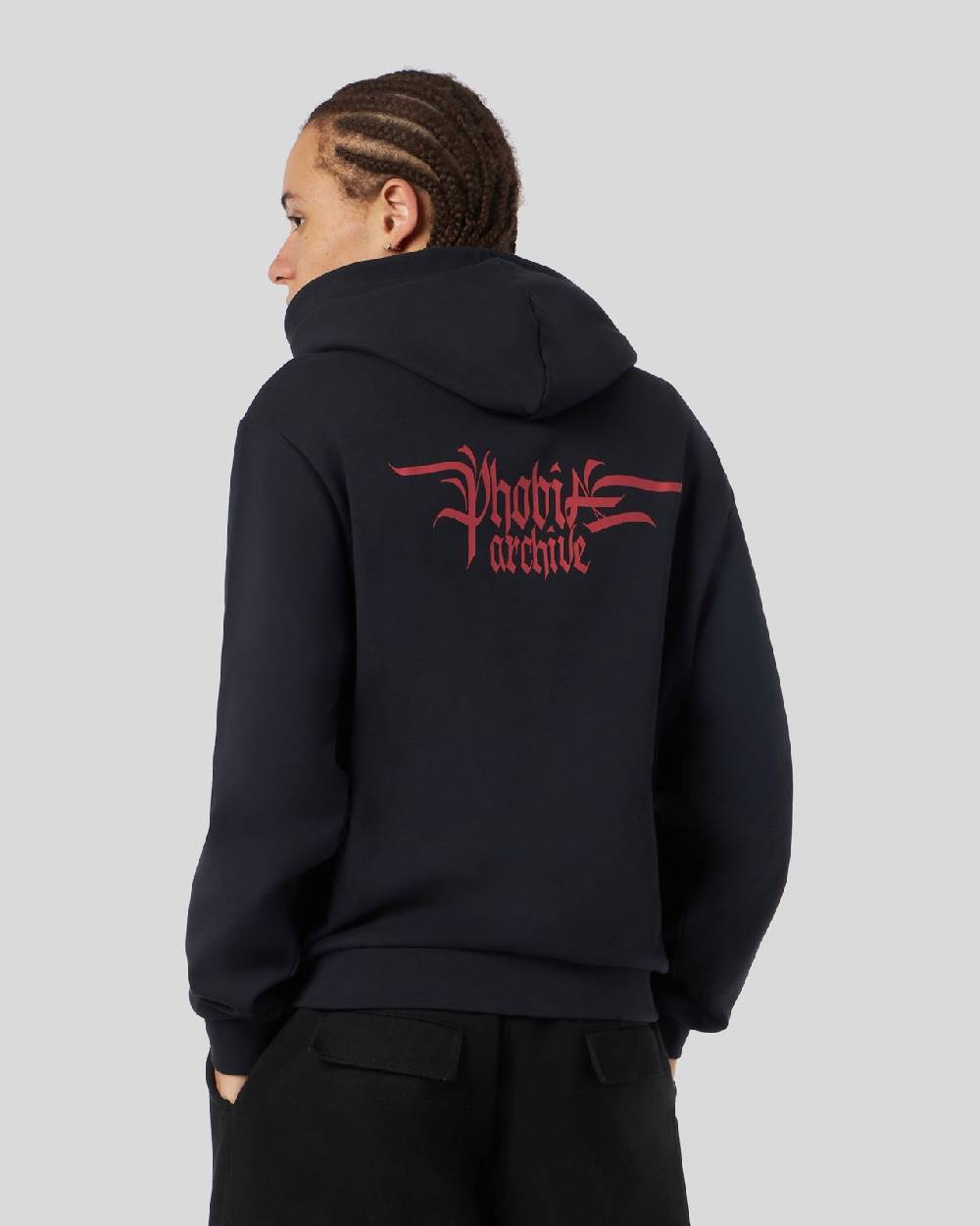 Phobia Archive FELPA NERA CON GRAFICA TRIPLE SKULL ROSSA Soddisfazione Garantita