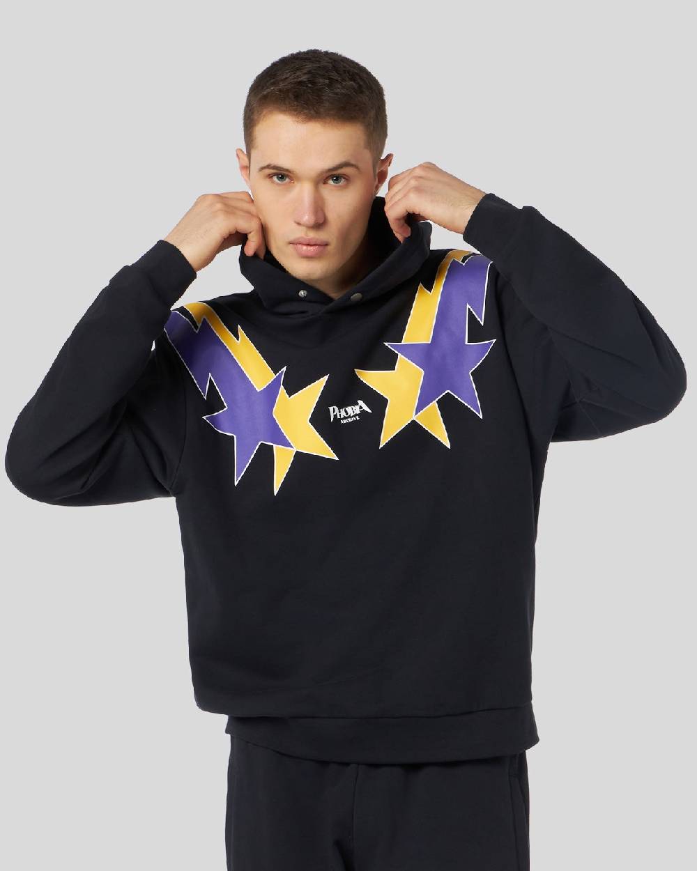 Phobia Archive FELPA NERA CON GRAFICA STARRY LIGHTNING GIALLA E VIOLA Consegna Veloce