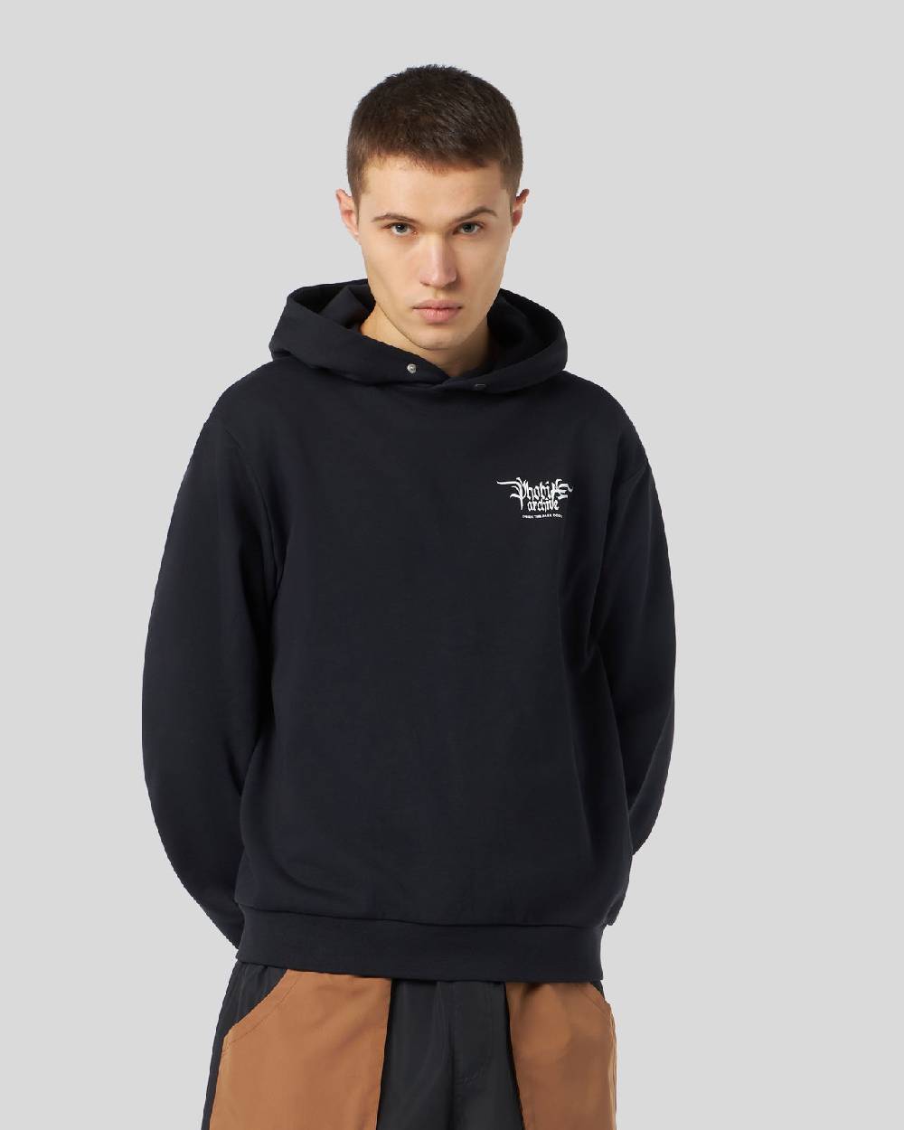 Phobia Archive FELPA NERA CON GRAFICA FIERY COBRA ARANCIONE Shopping Online