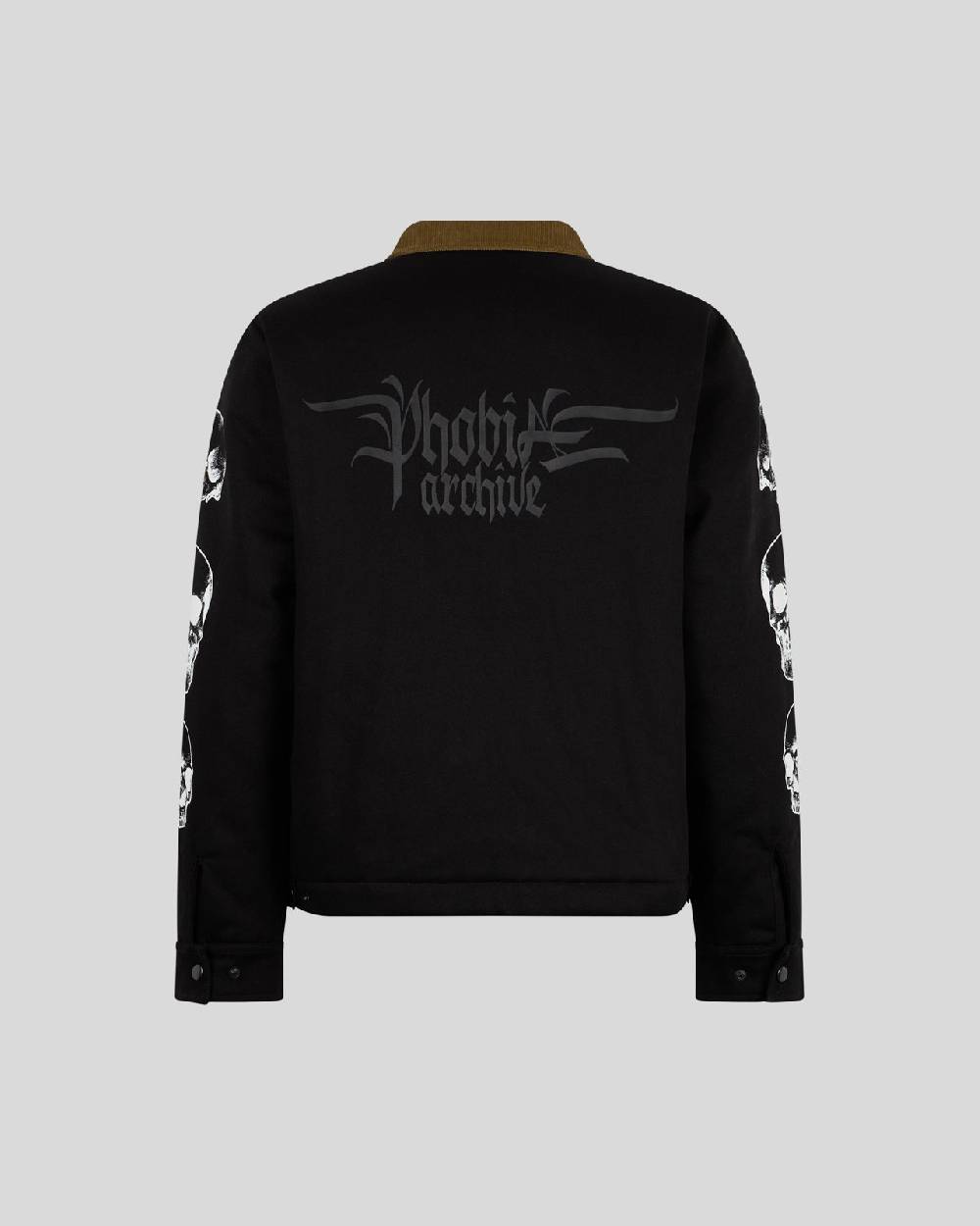 Phobia Archive GIACCA CARGO NERA CON GRAFICA TRIPLE SKULL BIANCA E LOGO GOTIC P Prezzo Ridotto