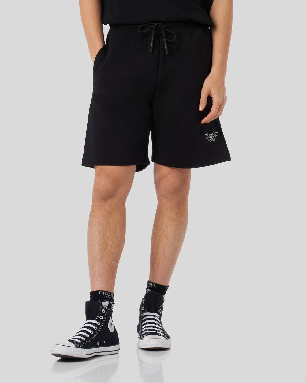 Phobia Archive PANTALONCINO NERO CON LOGO GOTICO RICAMATO Vendita Calda