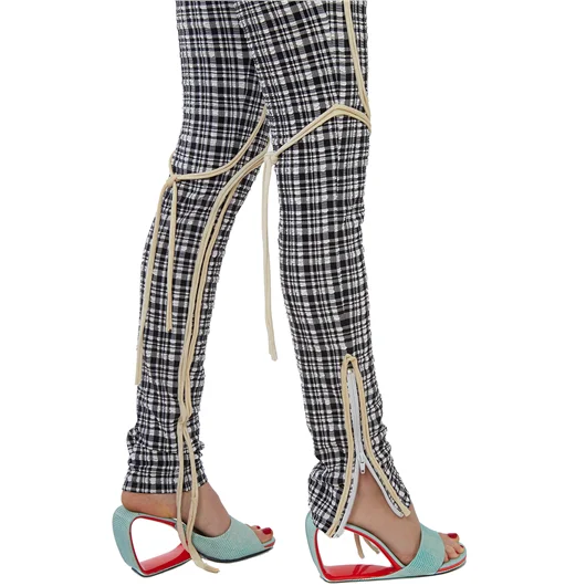 OTTOLINGER PANTALONI IN NYLON CON APPLICAZIONE Offerta
