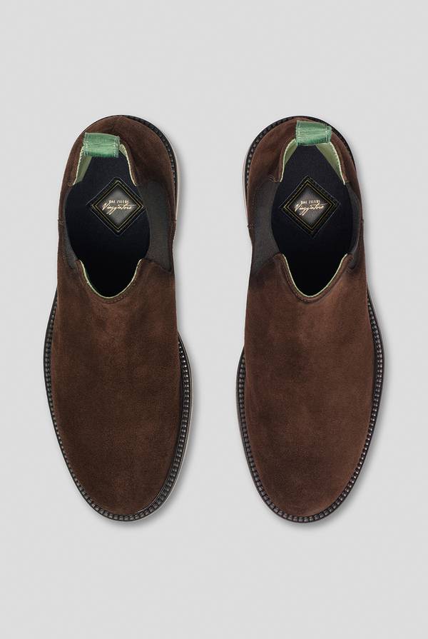 Pull Pal Zileri Chelsea boots in camoscio Spedizione Gratuita