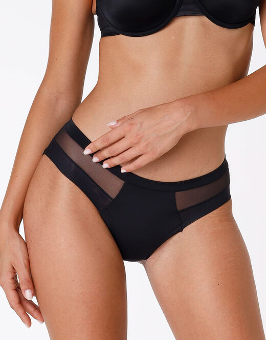 Lovable Slip Invisible Ultralight nero in microfibra e tulle. Massima invisibilità Sottocosto