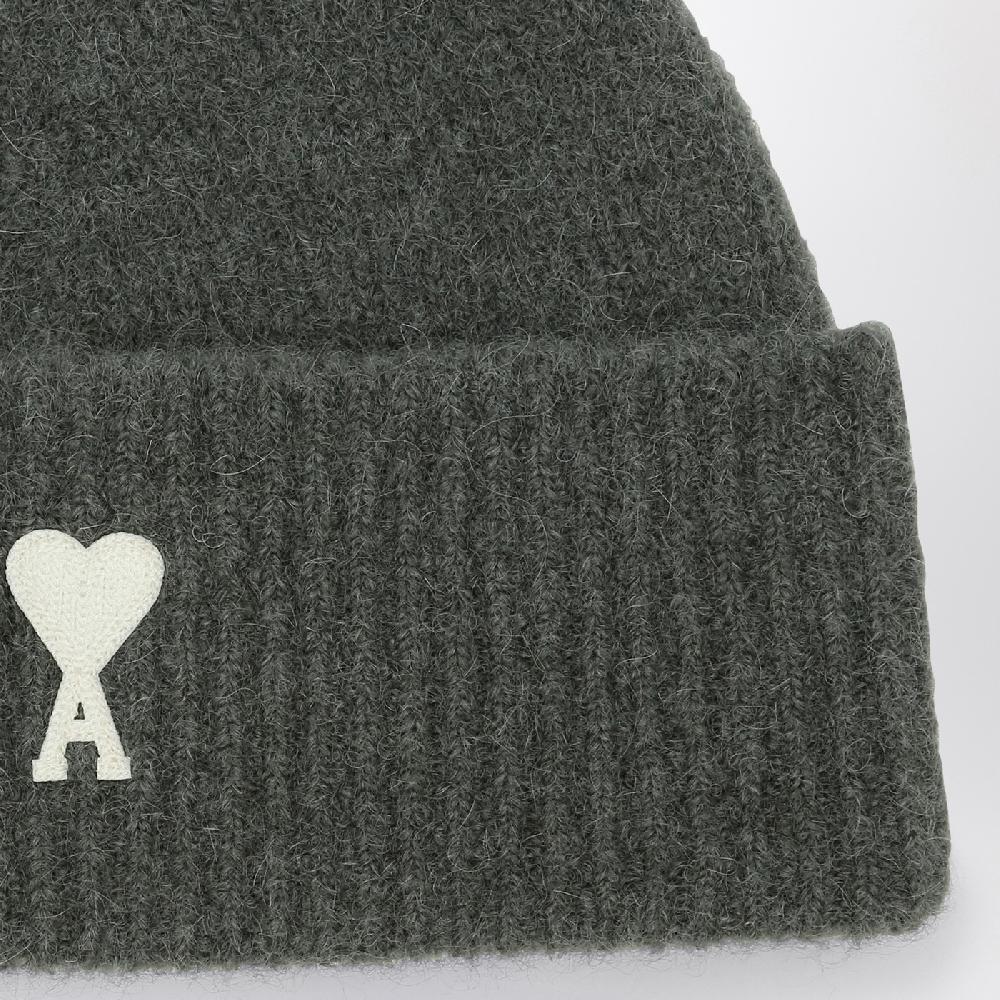 Ami Paris Cappello Ami De Coeur grigio chiaro in alpaca Offerte