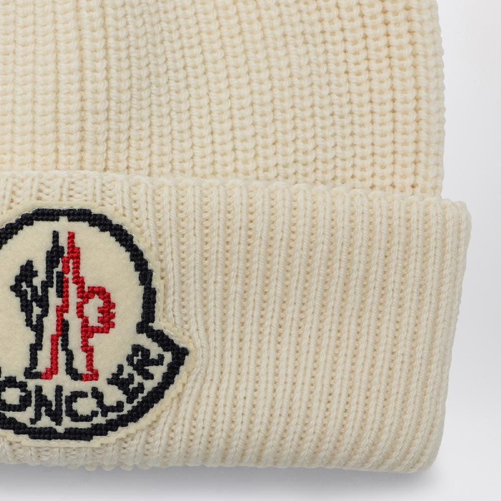 Moncler Cuffia bianca in lana con logo Spedizione Gratuita