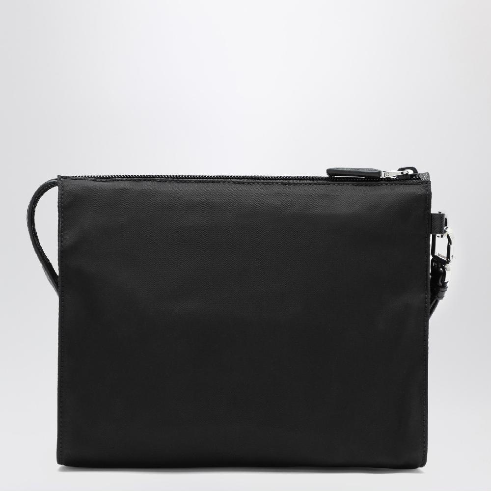 Prada Pouch nera in Re-Nylon Promozione Limitata