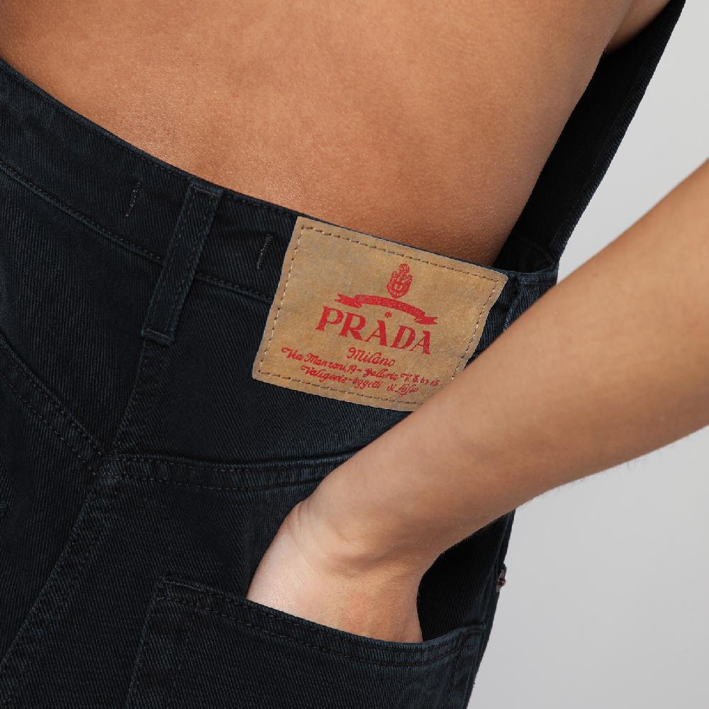 Prada Tuta nera in denim Convenienza