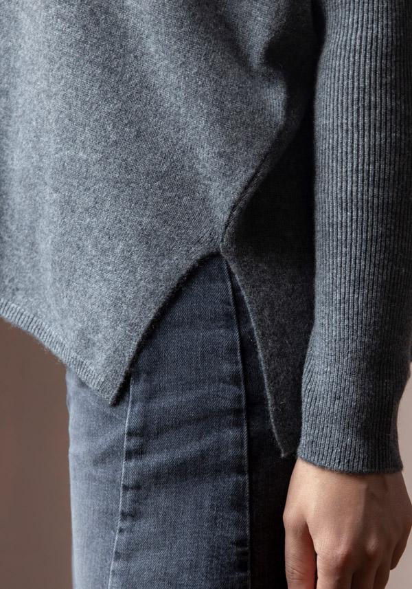 Rose & Lini ABSOLUT CASHMERE “PONCHO ASTRID” DARK GREY Affare Del Giorno