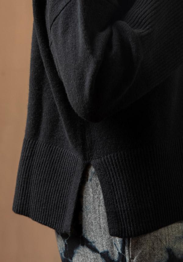Rose & Lini BE YOU CASHMERE “TURTLE NECK” BLACK KNIT Hotsell