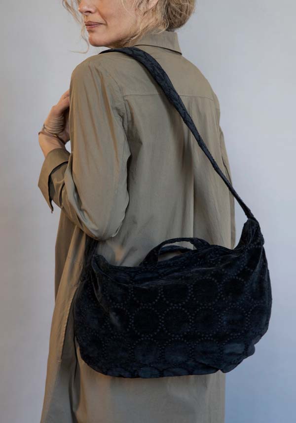 Rose & Lini MINÄ PERHONEN BLACK VELVET BAG “9673” Economico
