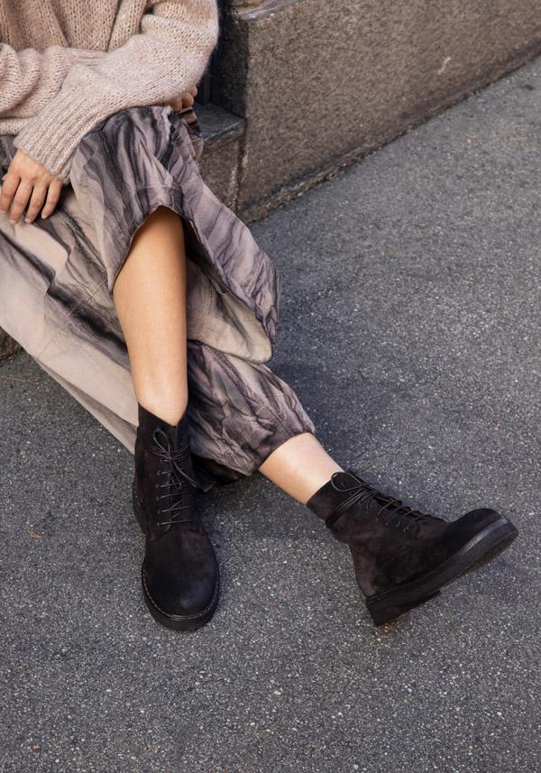 Rose & Lini MARSÈLL “PARRUCCA” SUEDE MORO ANKLE BOOTS Sconto