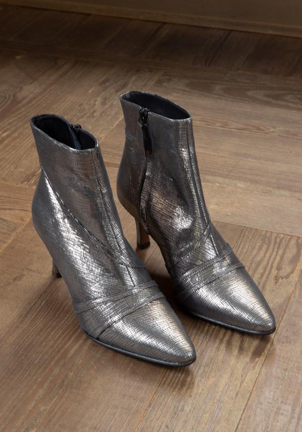 Rose & Lini ROSE’S ROSES “BELL” SILVER HEELED ANKLE BOOTS Economico