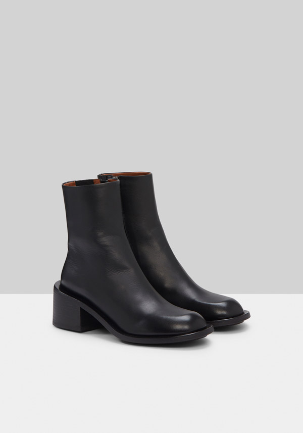 Rose & Lini MARSÈLL “ALLUCINO BEATLE” BLACK LEATHER ANKLE BOOTS Outlet