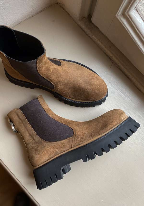Rose & Lini ROCCO P. “TRONCHETTO 15630” SUEDE CARAMEL ANKLE BOOTS Vendita Economica