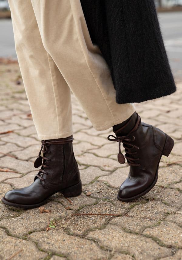 Rose & Lini FAUZIAN JEUNESSE “POLACCO 2771” EBONY LEATHER BOOTS Nuova