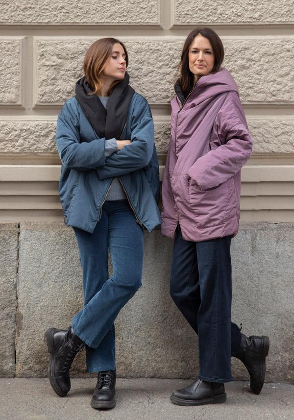Rose & Lini KIMONORAIN REVERSIBLE “BASIC” JACKET LEAD & BLACK Novità