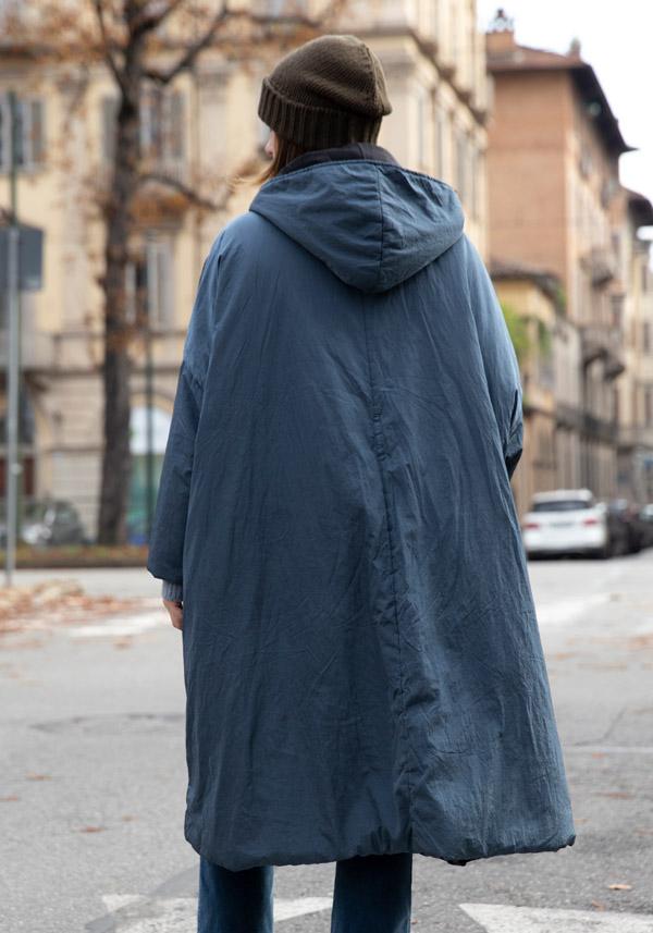Rose & Lini KIMONORAIN REVERSIBLE “DUST COAT” LEAD & BLACK Offerta