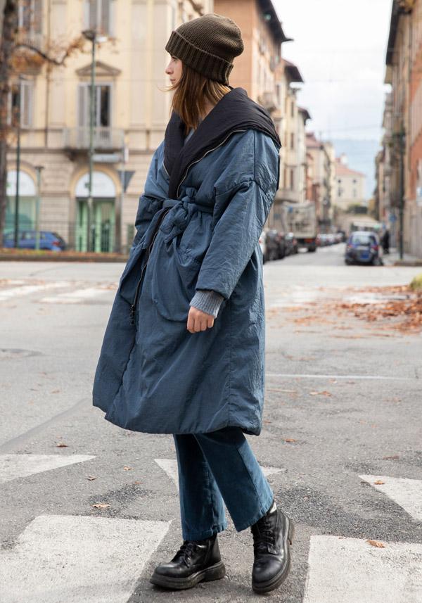 Rose & Lini KIMONORAIN REVERSIBLE “DUST COAT” LEAD & BLACK Offerta