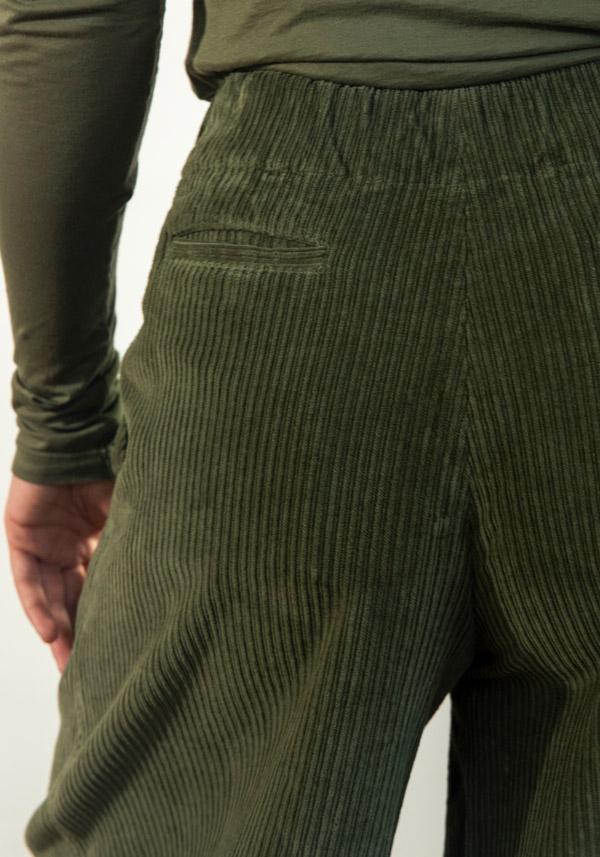 Rose & Lini BARBARA TANI “PANTS 465 V03” CORDUROY MILITARY Offerta