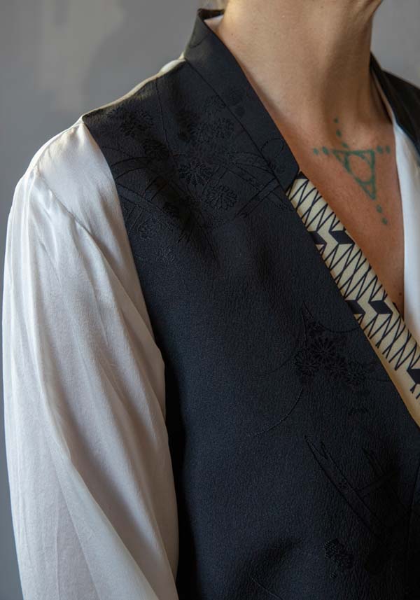 Rose & Lini IBRIGU SILK “GILET 011K” BLACK & WHITE Saldi