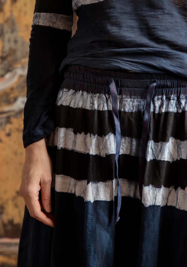Rose & Lini GILDA MIDANI “Y SKIRT 2515” BLACK & BLUE Shopping Online