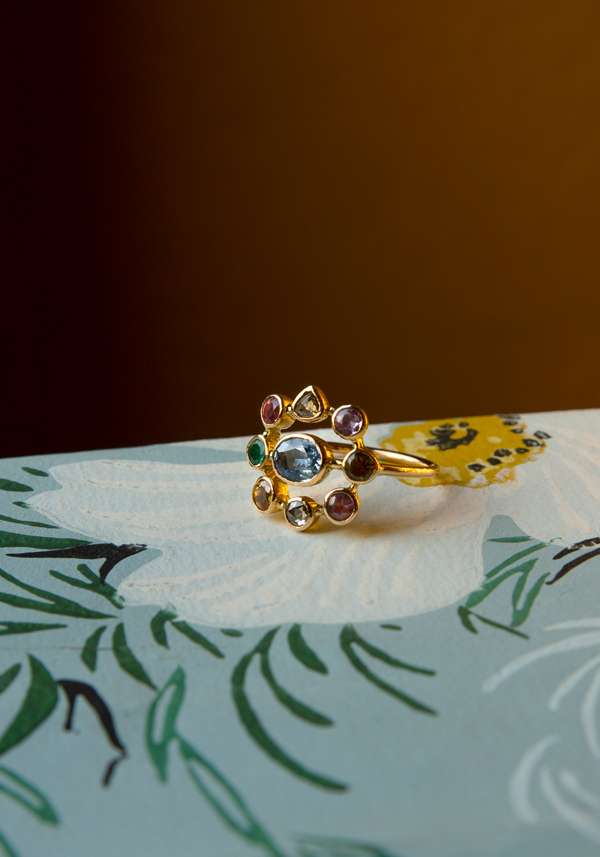 Rose & Lini DORETTE MULTICOLOR “BAGUE SUPER COURONNÉE” GOLD RING Economico