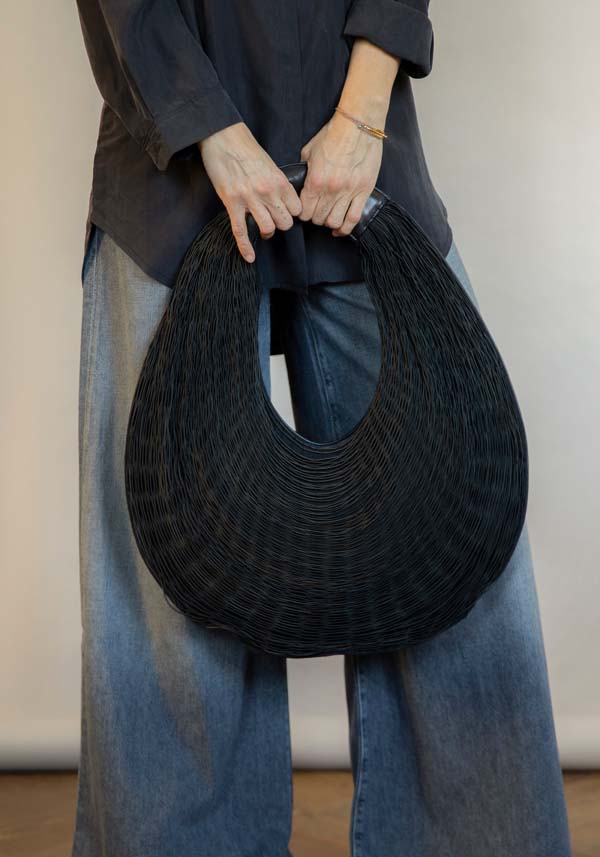 Rose & Lini MARIANA MENDEZ “BIVALDA” BLACK LEATHER BAG Super sconto