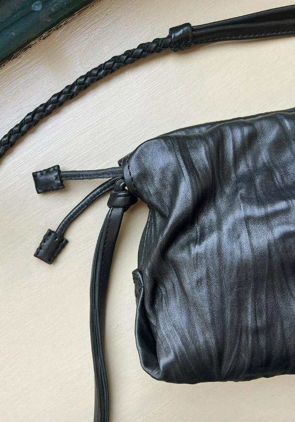 Rose & Lini EN SHALLA LAMB LEATHER “BAG 45L16L” BLACK Shopping online