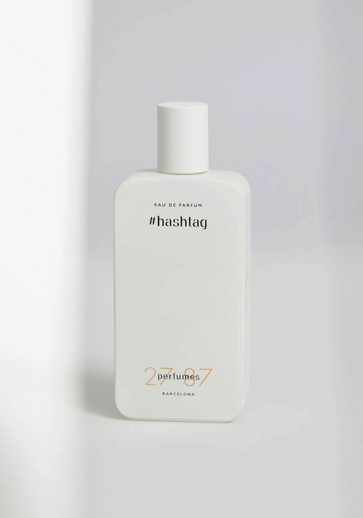 Rose & Lini 27 87 BARCELONA “HASHTAG” PERFUME Vendita calda