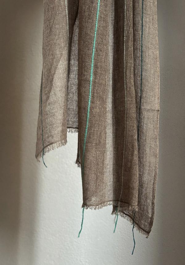Rose & Lini MIRROR IN THE SKY CASHMERE “SOHO BABY SHAWL” COFFEE & GREENS Novità