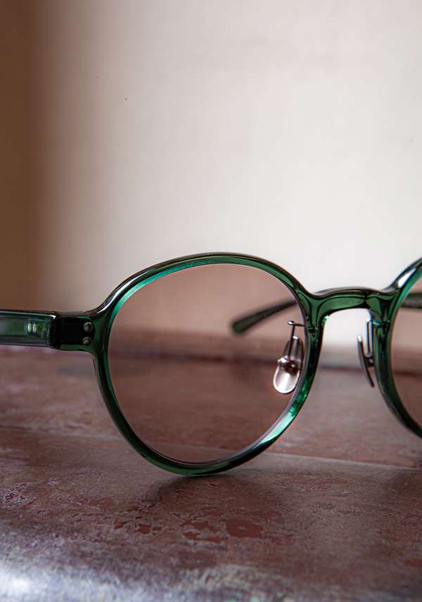 Rose & Lini DELIRIOUS “PHANTOS” #2 GREEN SUNGLASSES Moda