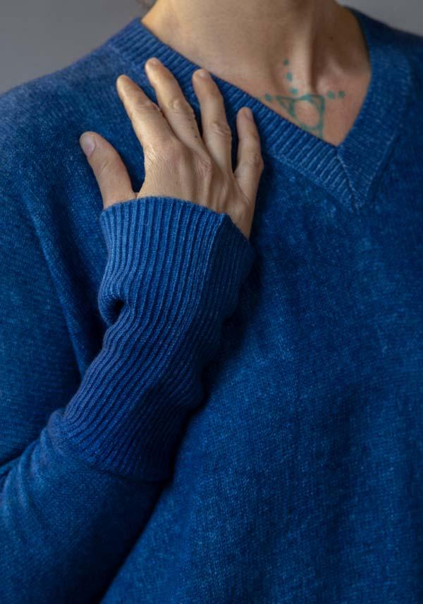 Rose & Lini FISSORE CASHMERE KNIT “MARGHERITA” INDIGO Comprane uno, ottenene uno gratis