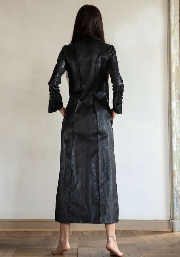 Rose & Lini SIMONA TAGLIAFERRI BLACK PYTHON LONG COAT Vendite Flash