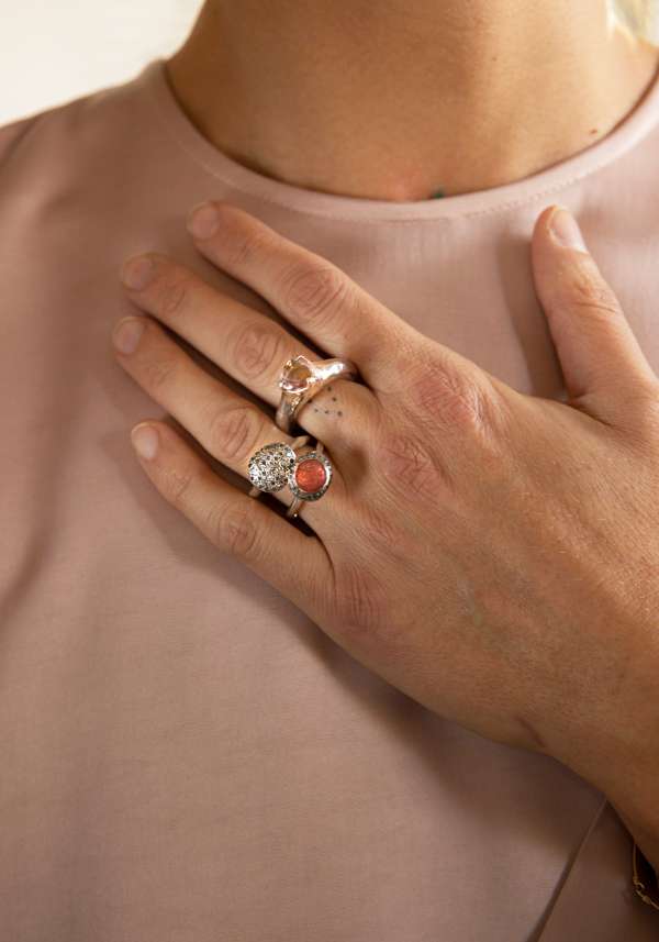 Rose & Lini ROSAMARIA “CARRIA” PINK QUARTZ SILVER RING Offerta settimanale