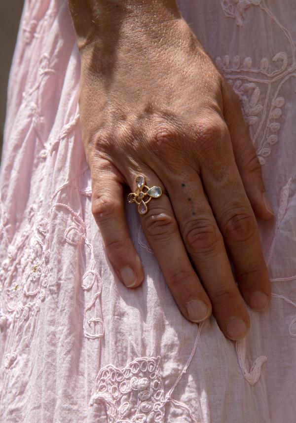 Rose & Lini DORETTE “BAGUE TRÈFLE” GOLD RING Officina