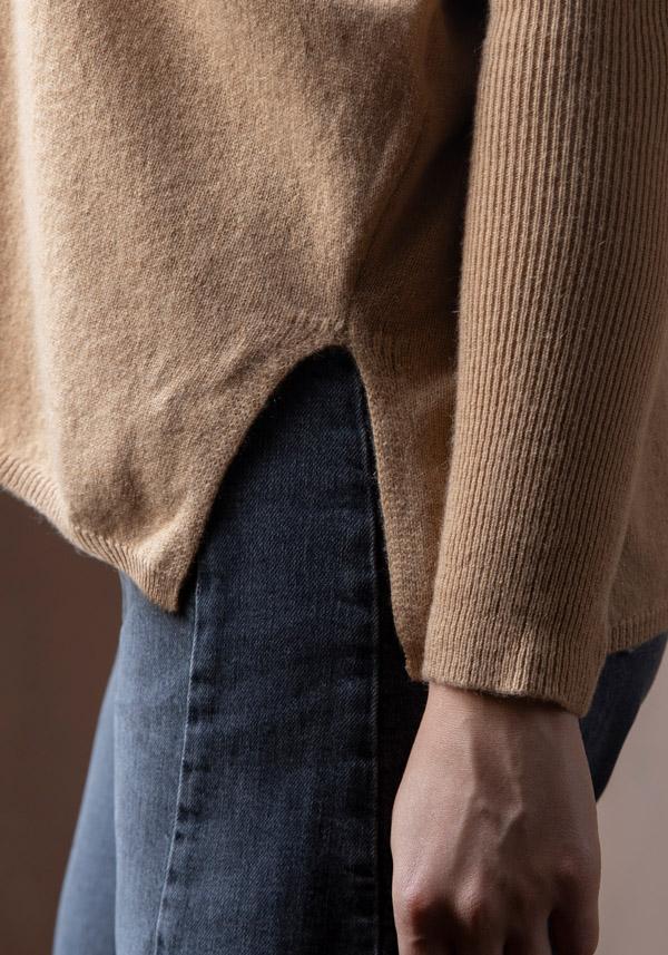 Rose & Lini ABSOLUT CASHMERE “PONCHO CAMILLE” CAMEL Sconti questo mese