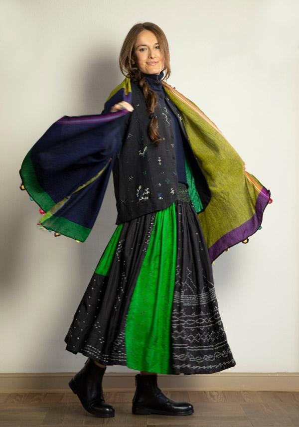 Rose & Lini INJIRI SILK PATTERNED “SKIRT 145 CUS” BLACK BLUE & GREEN Lightning offer