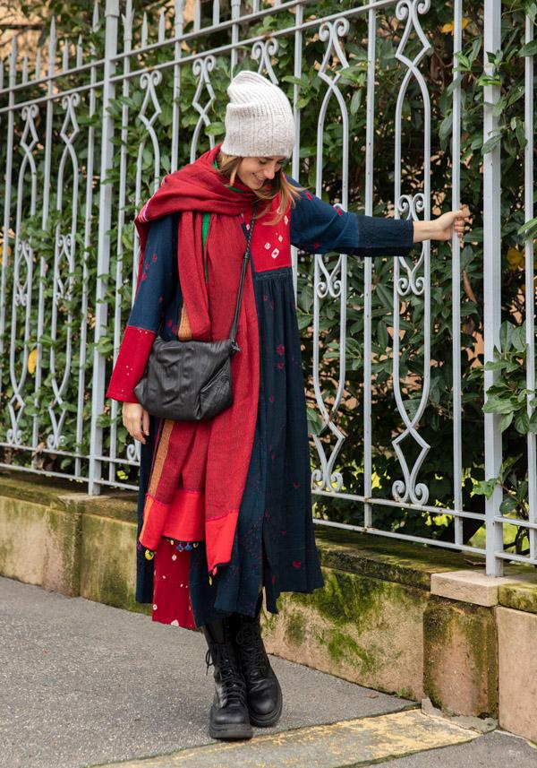 Rose & Lini INJIRI WOOL “DRESS 44” RED & NAVY Grandi sconti