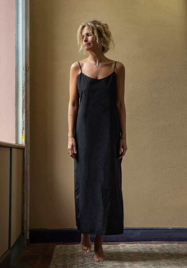 Rose & Lini CO.GO “DRESS VV282” BLACK 50% di sconto con spedizione gratuita