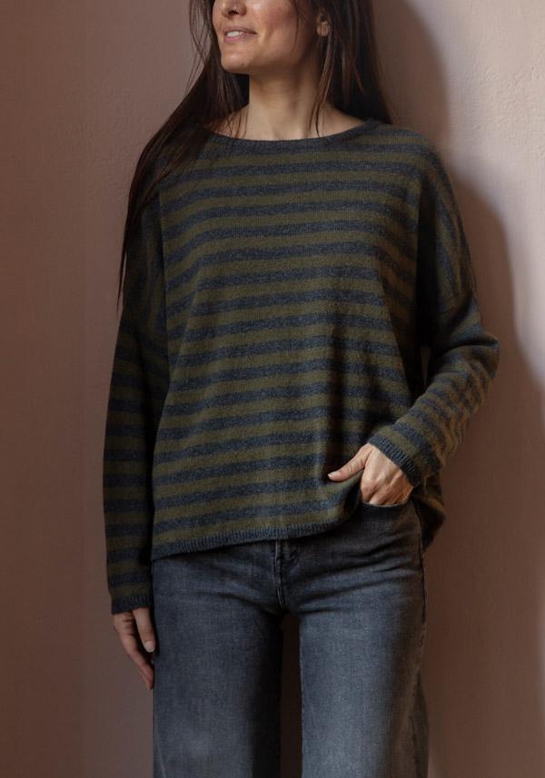 Rose & Lini THAT’S ALYKI CASHMERE “SOPHIE” KAKI & STONE STRIPED SWEATER Vendita